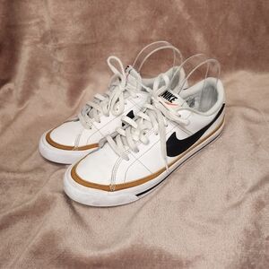 Nike Women's Court Legacy Next Nature White Black Desert Size 5 Youth